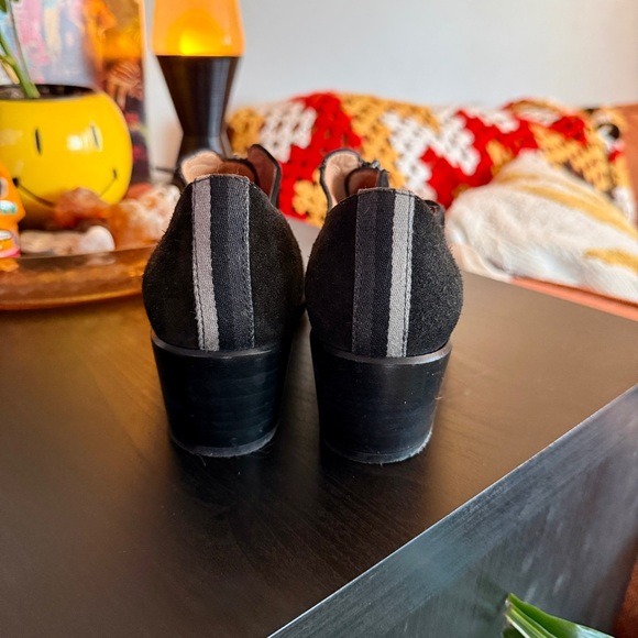 Heeled Oxford Loafer - Picture 3 of 5